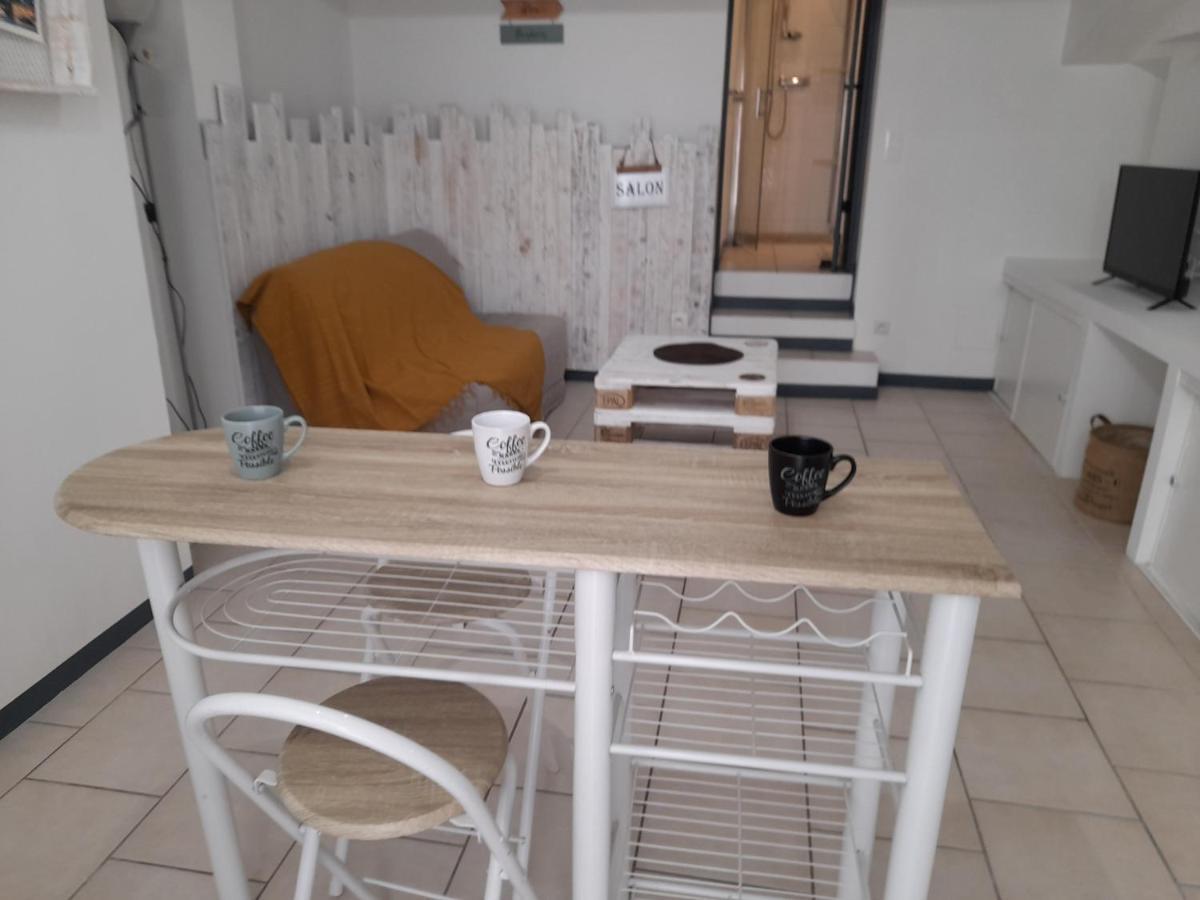 Appartamento Chez Sabine Et Patrick Narbona Esterno foto