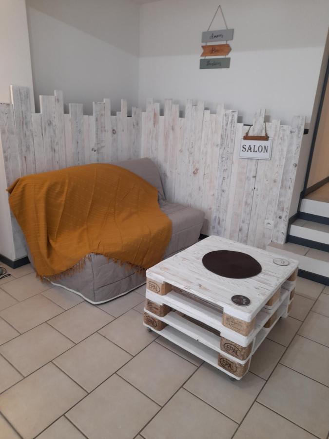 Appartamento Chez Sabine Et Patrick Narbona Esterno foto